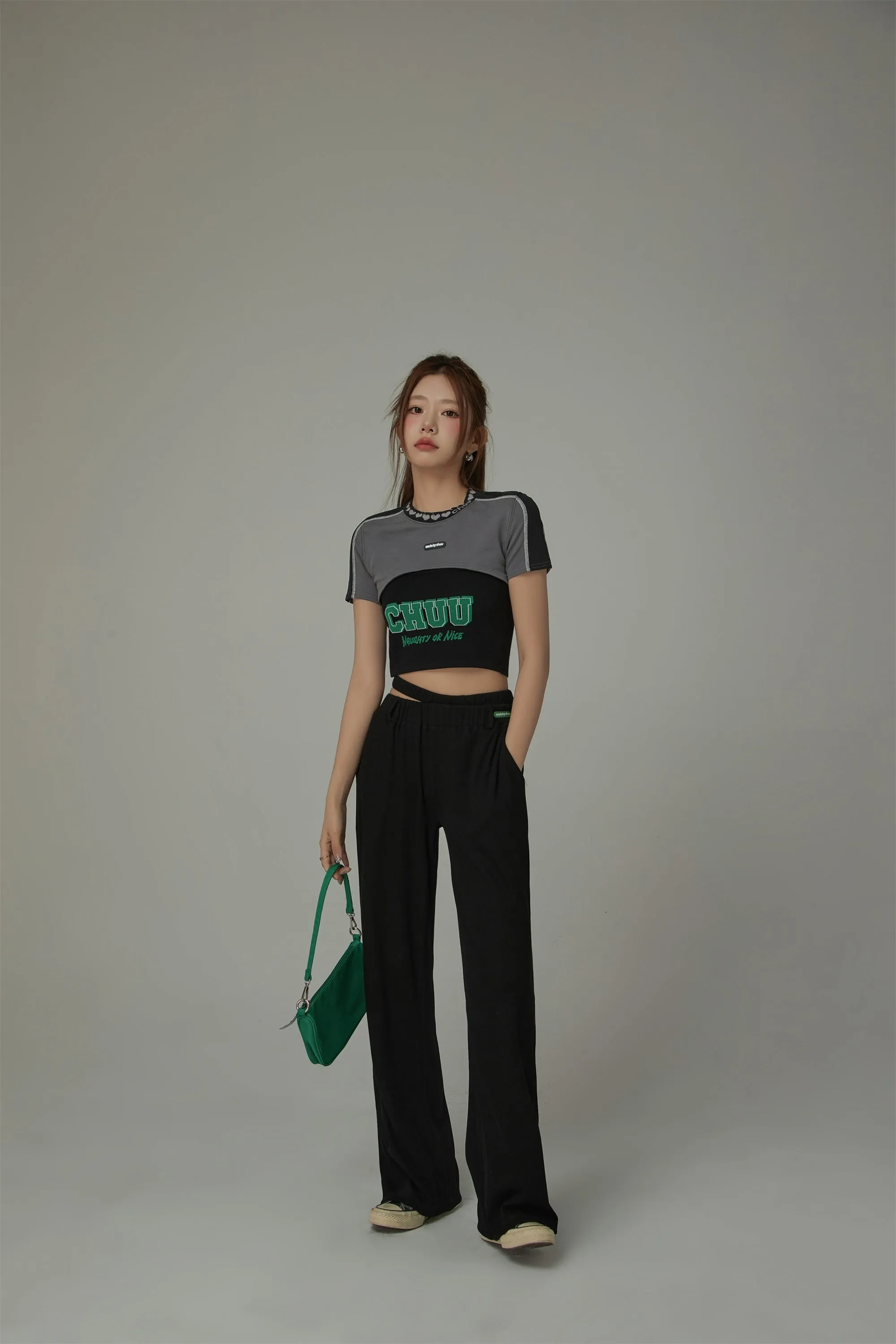 Contrast Ultra Cropped Heart Neckline T-Shirt