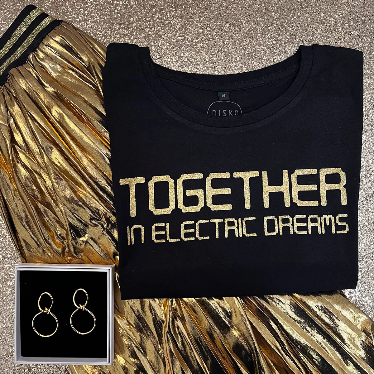 Electric Dreams Tshirt Black & Gold