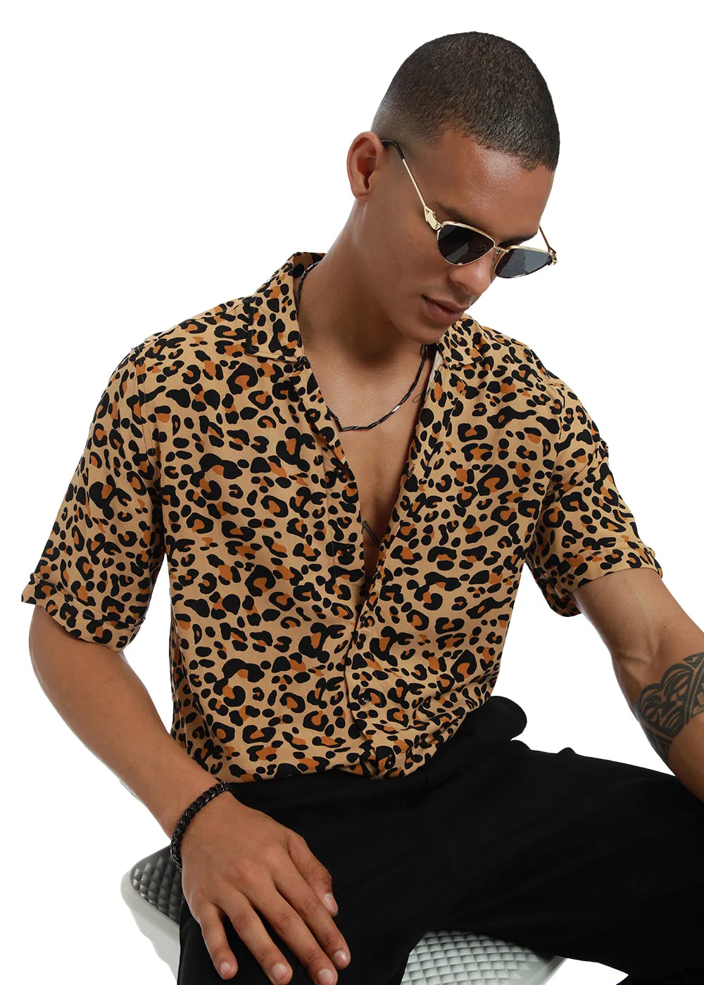Feline Print Half sleeve shirt