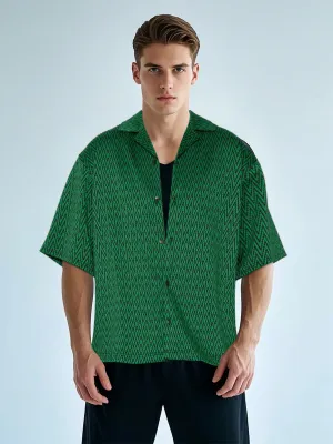 Green Zigzag Pattern Short Sleeve Shirt