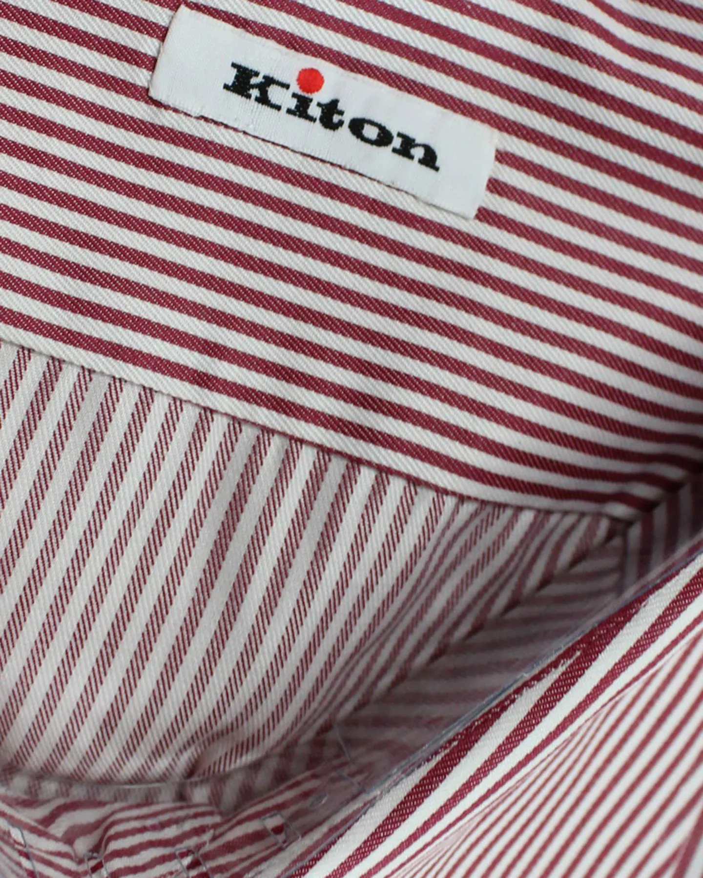 Kiton Shirt White Maroon Stripes Moderate Spread Collar 42 - 16 1/2