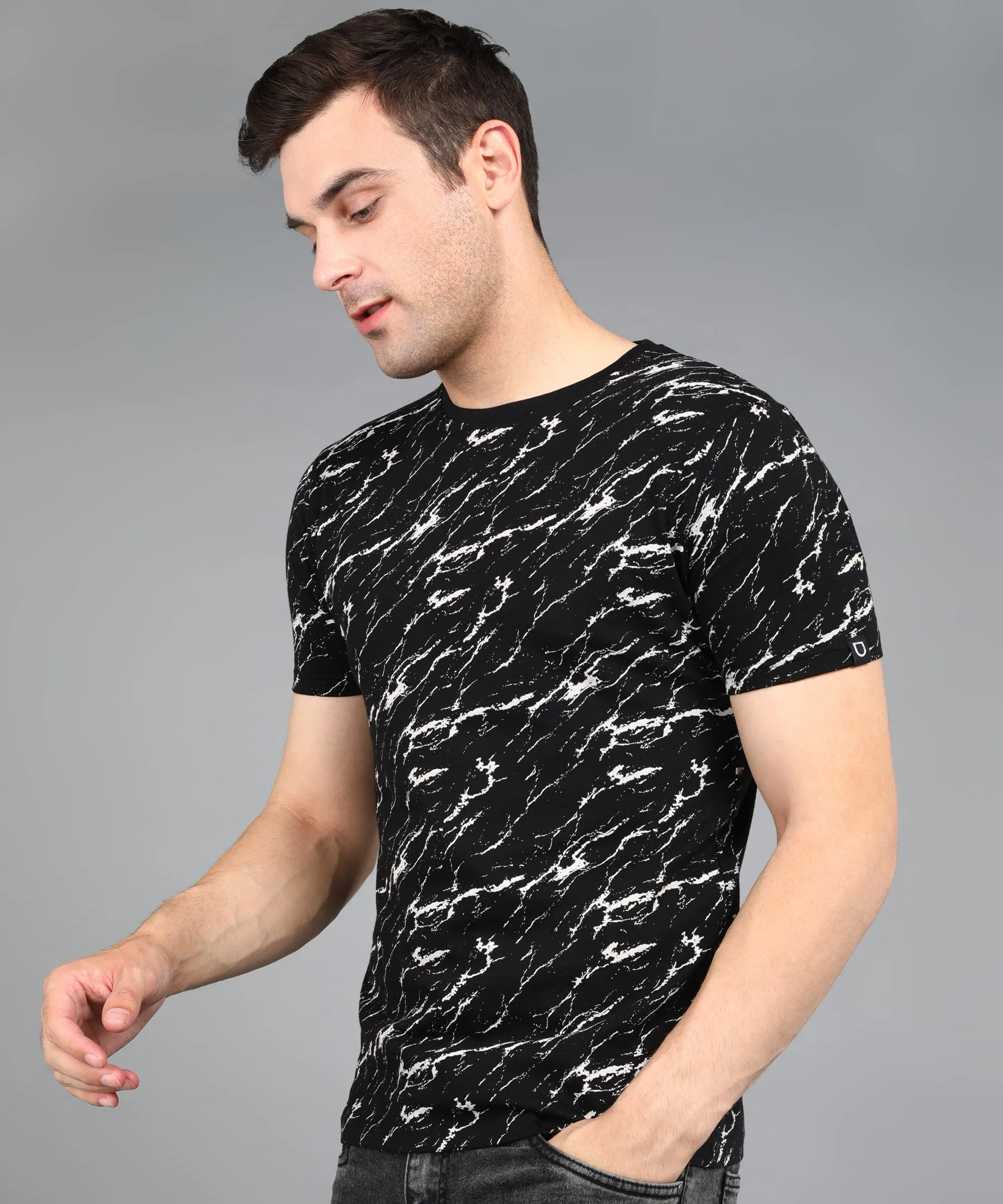 Men's Black Printed Round Neck Half Sleeve Slim Fit Cotton T-Shirt