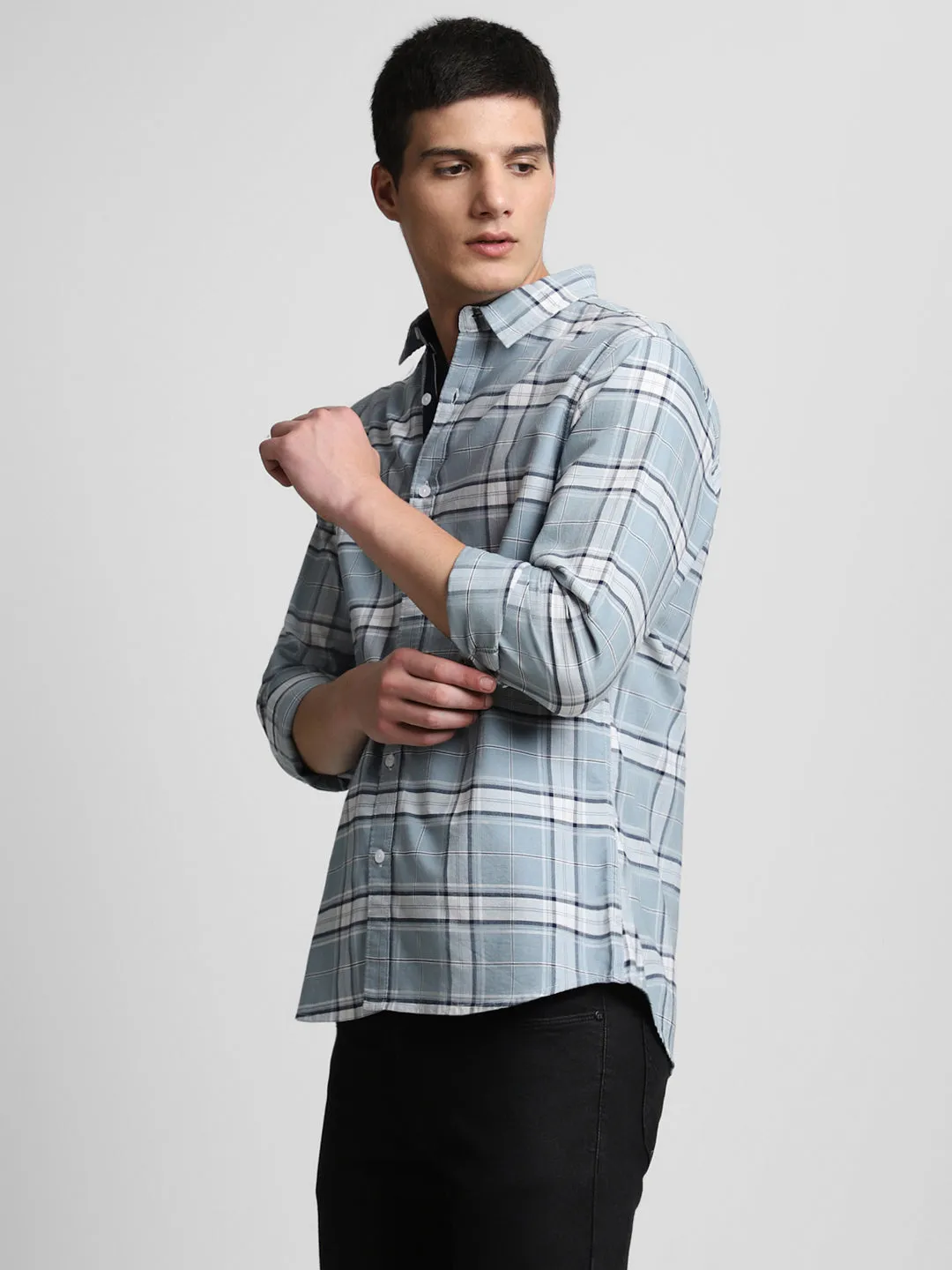 Men's Checks Grey Spread Collar Casual Shirt