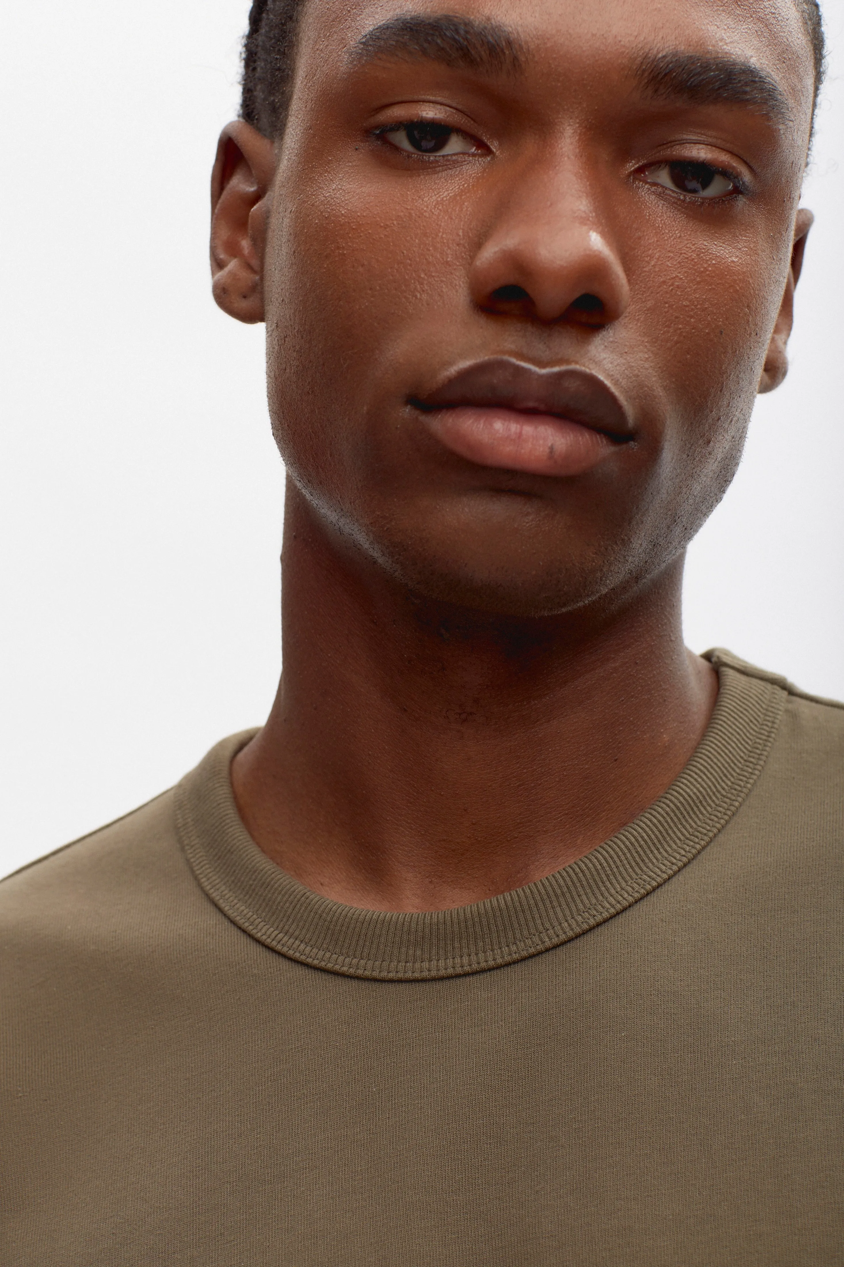Men's Heavyweight Box Crew in Olive