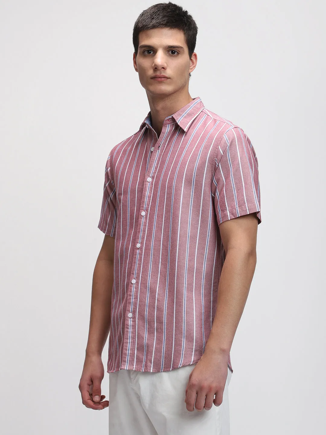 Men's Maroon Spread Collar Casual Shirt