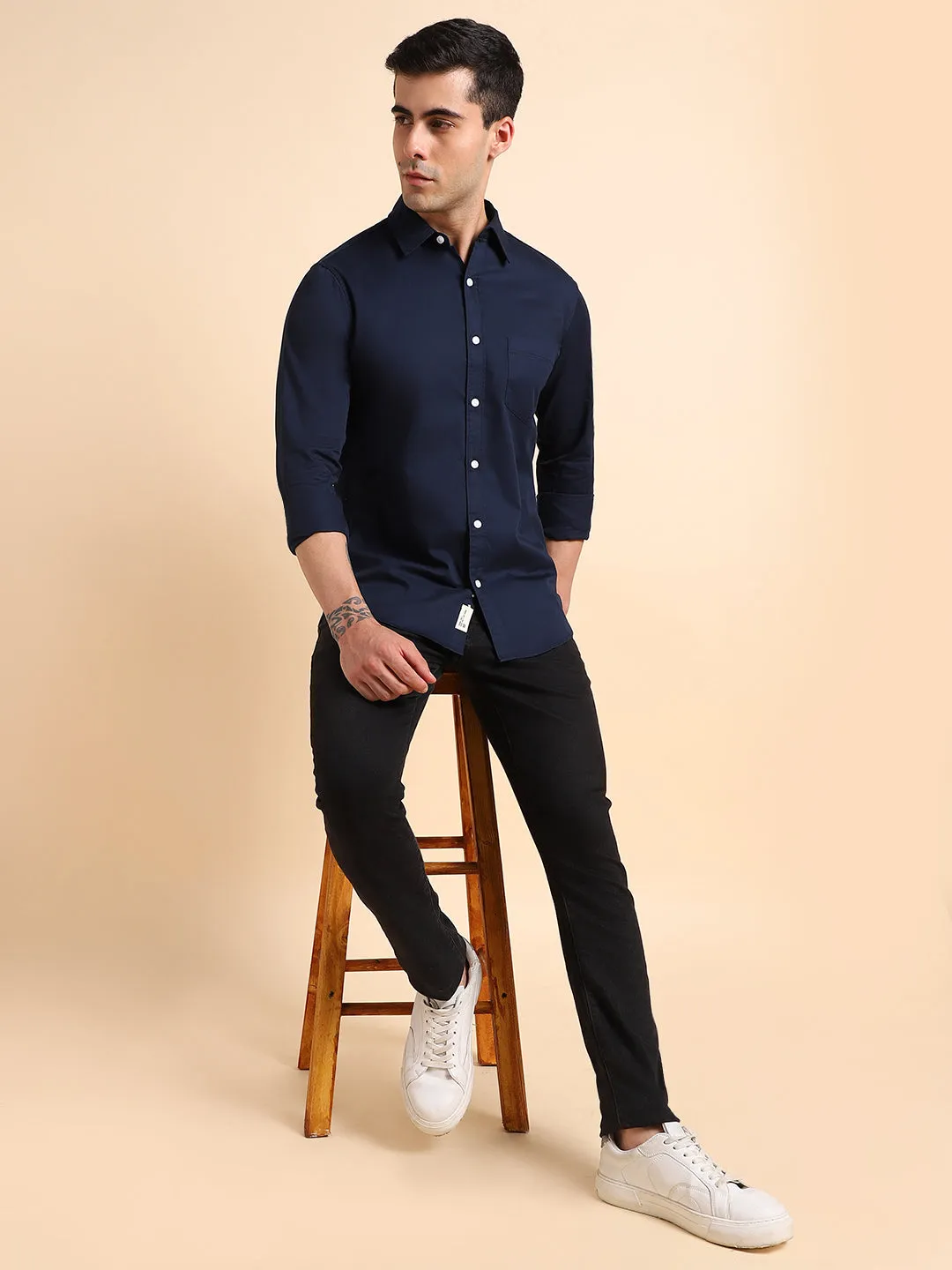 Men's Spread Collar Regular Fit Solid Navy Casual Shirts