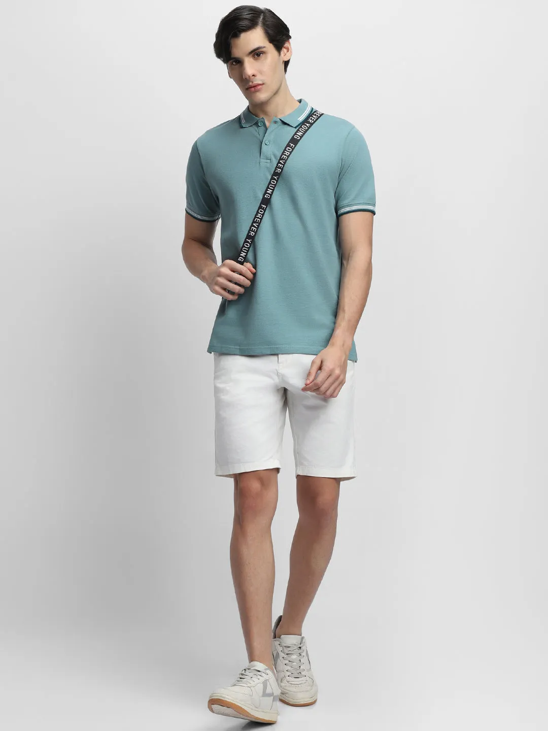Men's Spread Collar Regular Fit Solid Sea Blue T-shirt