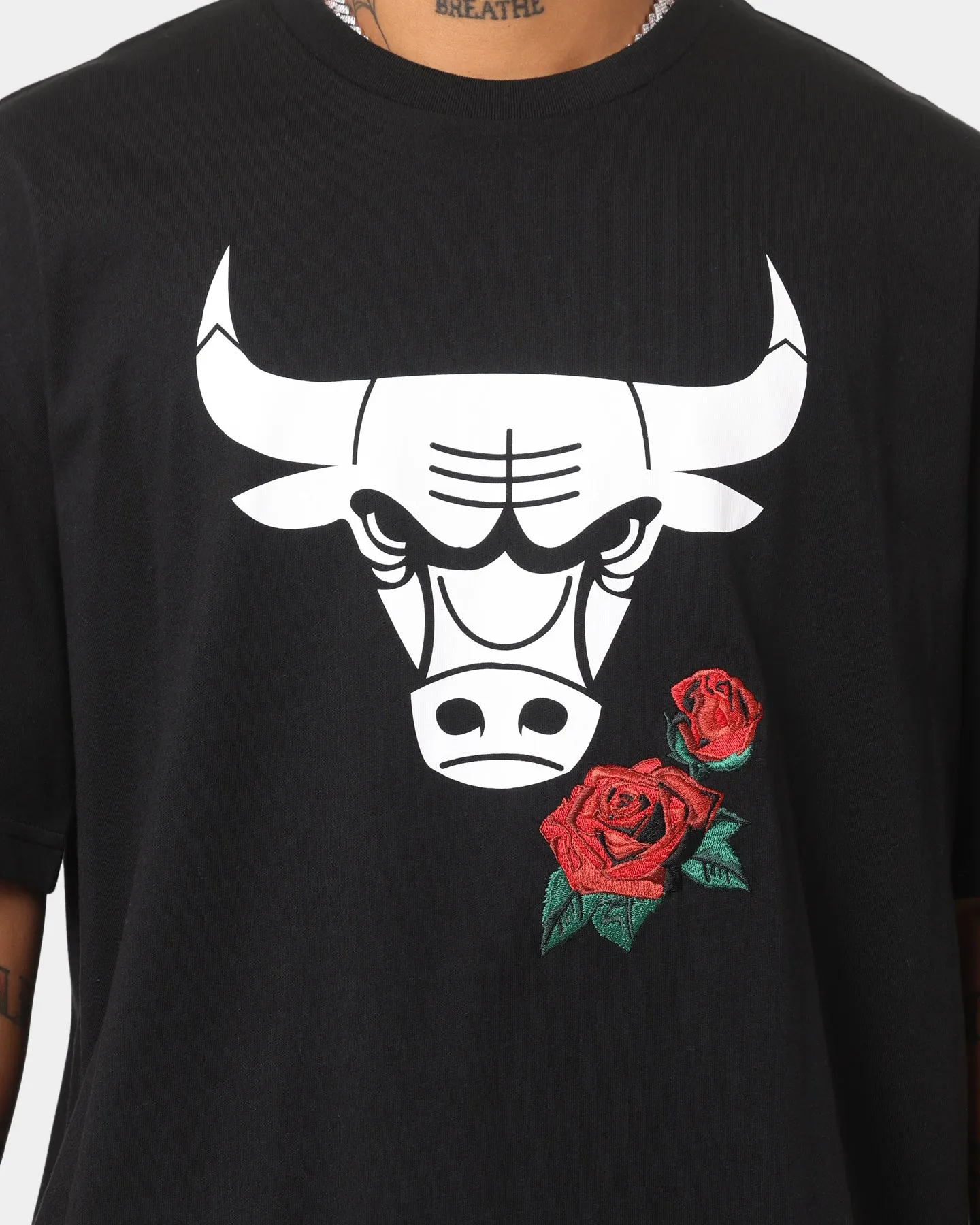 New Era Chicago Bulls Rose Oversized T-Shirt Black