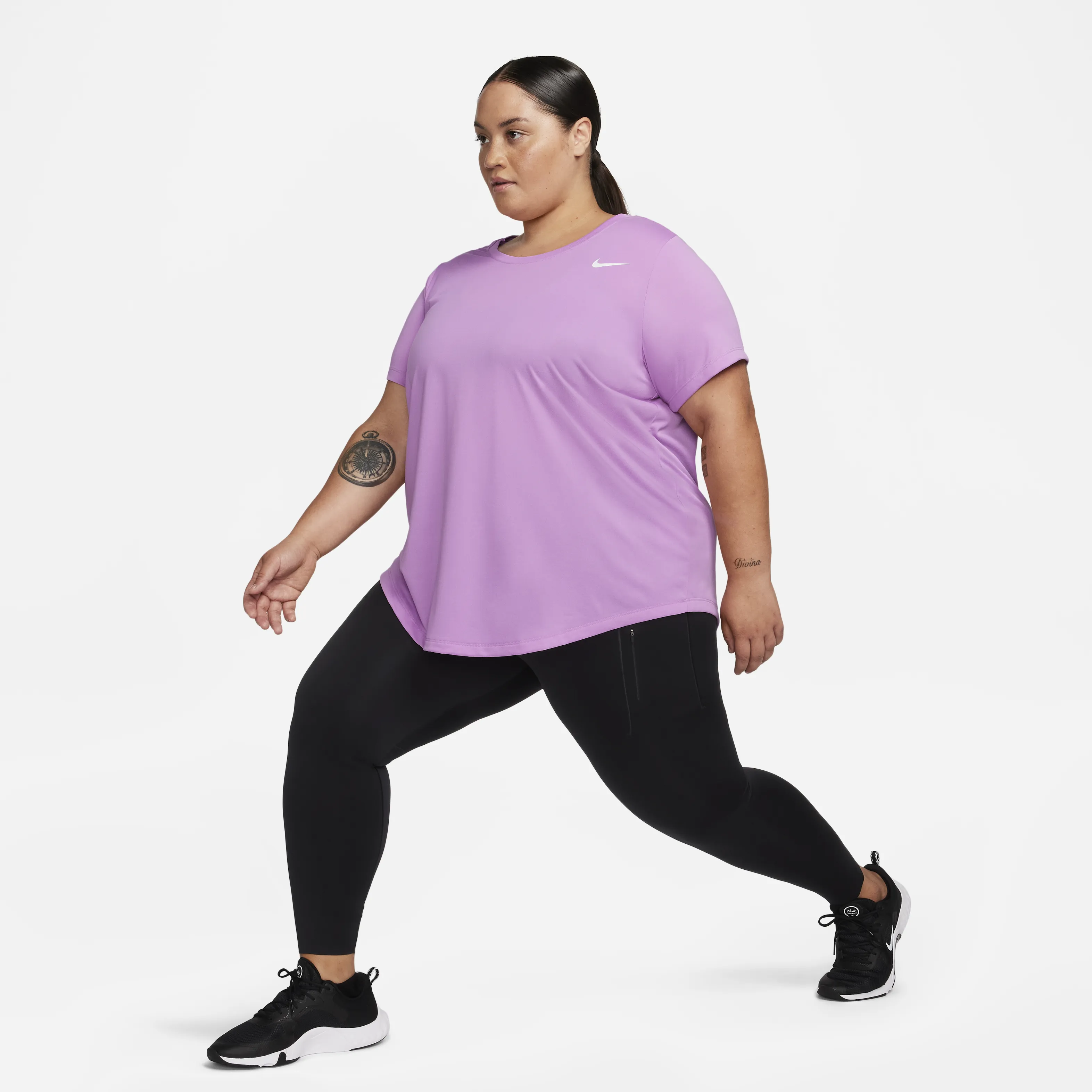 Nike Dri-FIT-Women's T-Shirt (Plus