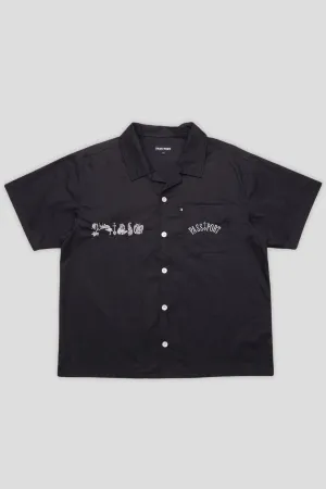 PASS~PORT SOPHOMORE BUTTON UP S/S SHIRT - BLACK