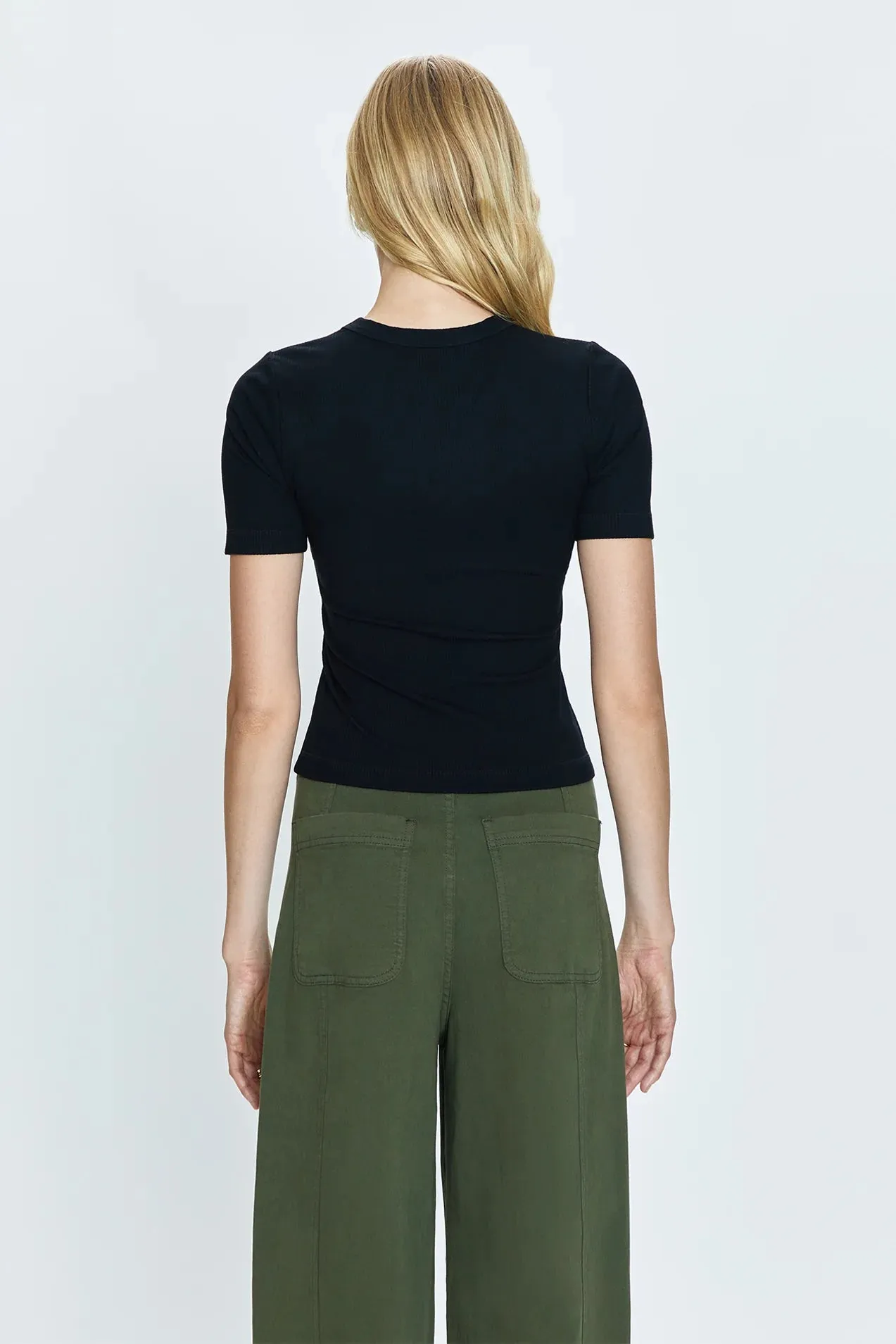 Pistola Bella Fitted Tee