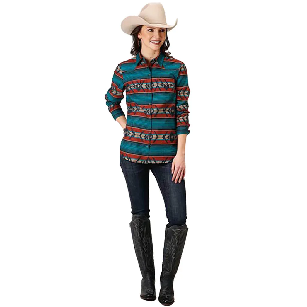 Roper Women's Ombre Aztec Horizontal Stripe Button Down