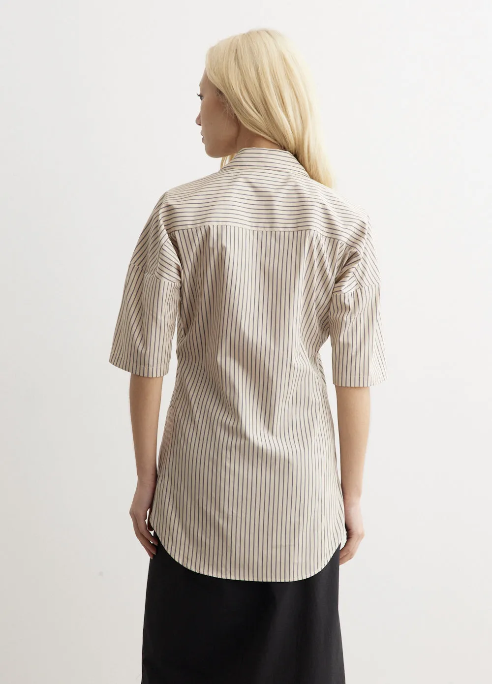 Short Sleeve Fitted Shirt