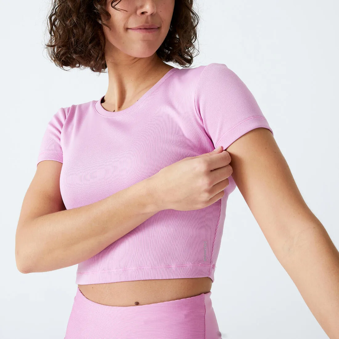 Short-Sleeved Cropped Fitness T-Shirt