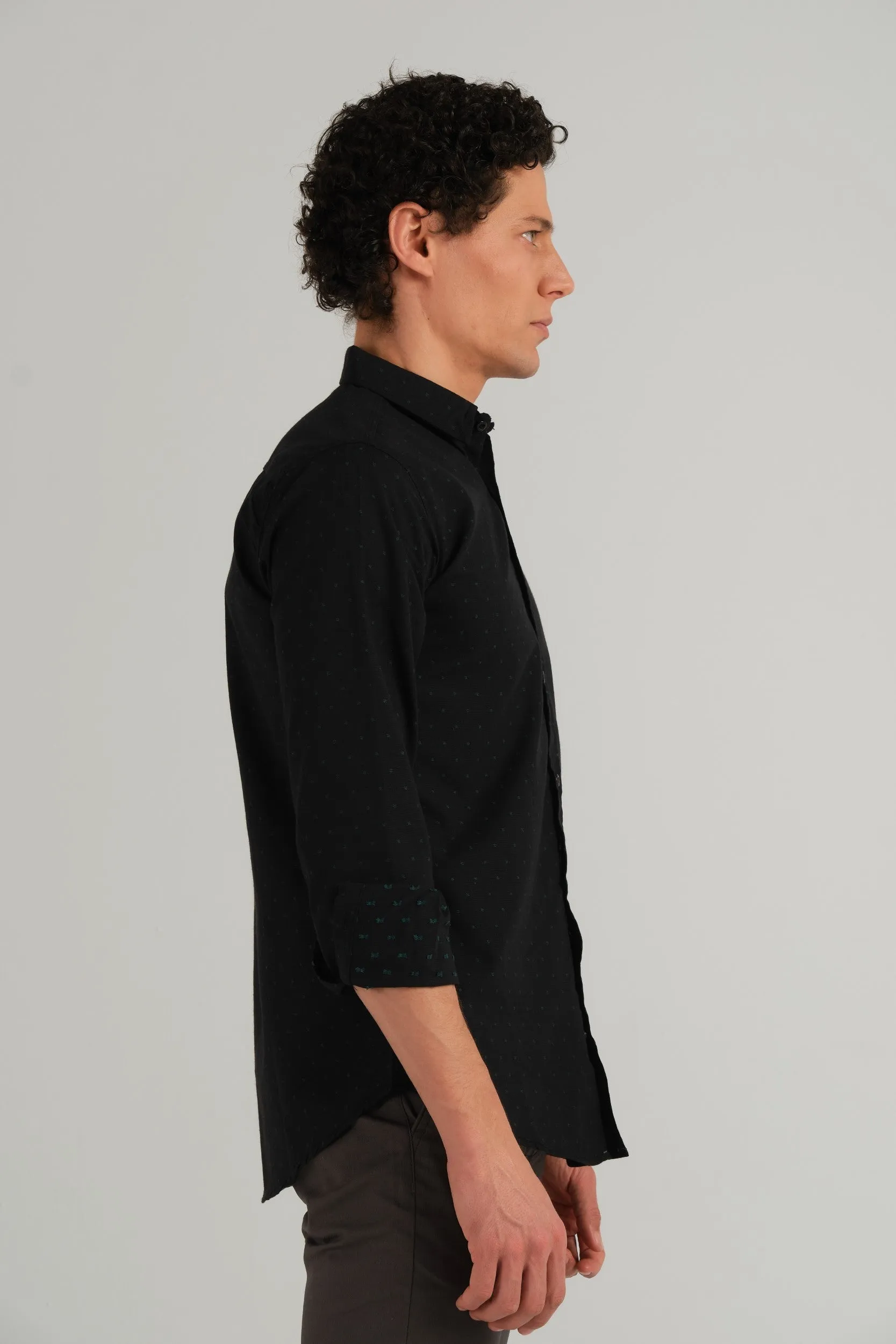 SOLID BLACK WOVEN SHIRT
