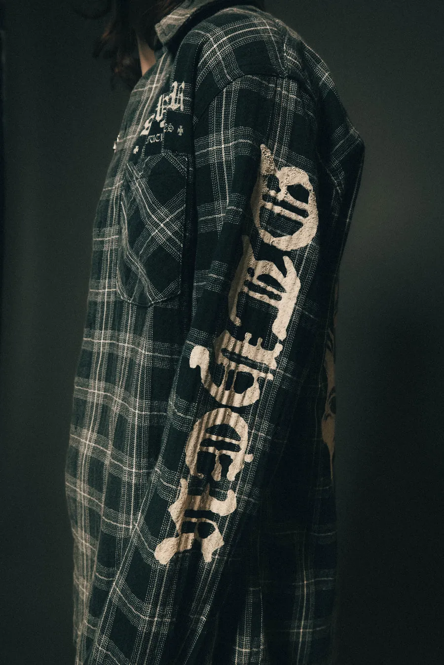 The Skull & Crossbones Vintage Flannel Shirt | Worn Black